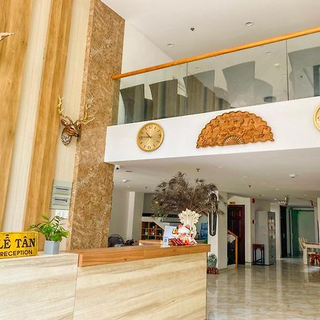 Khach San Trung Hieu Vung Tau Hotel Екстериор снимка