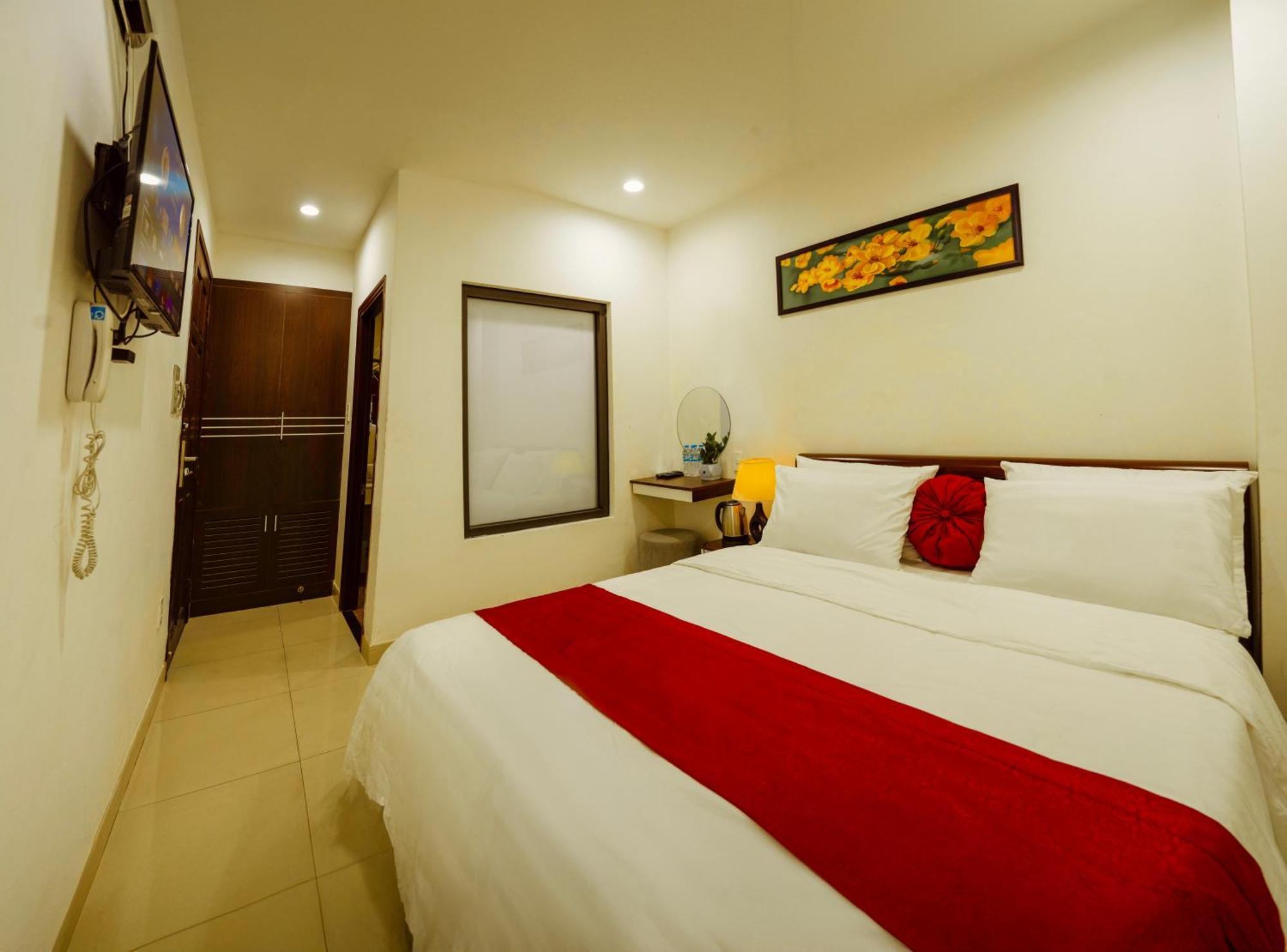 Khach San Trung Hieu Vung Tau Hotel Екстериор снимка