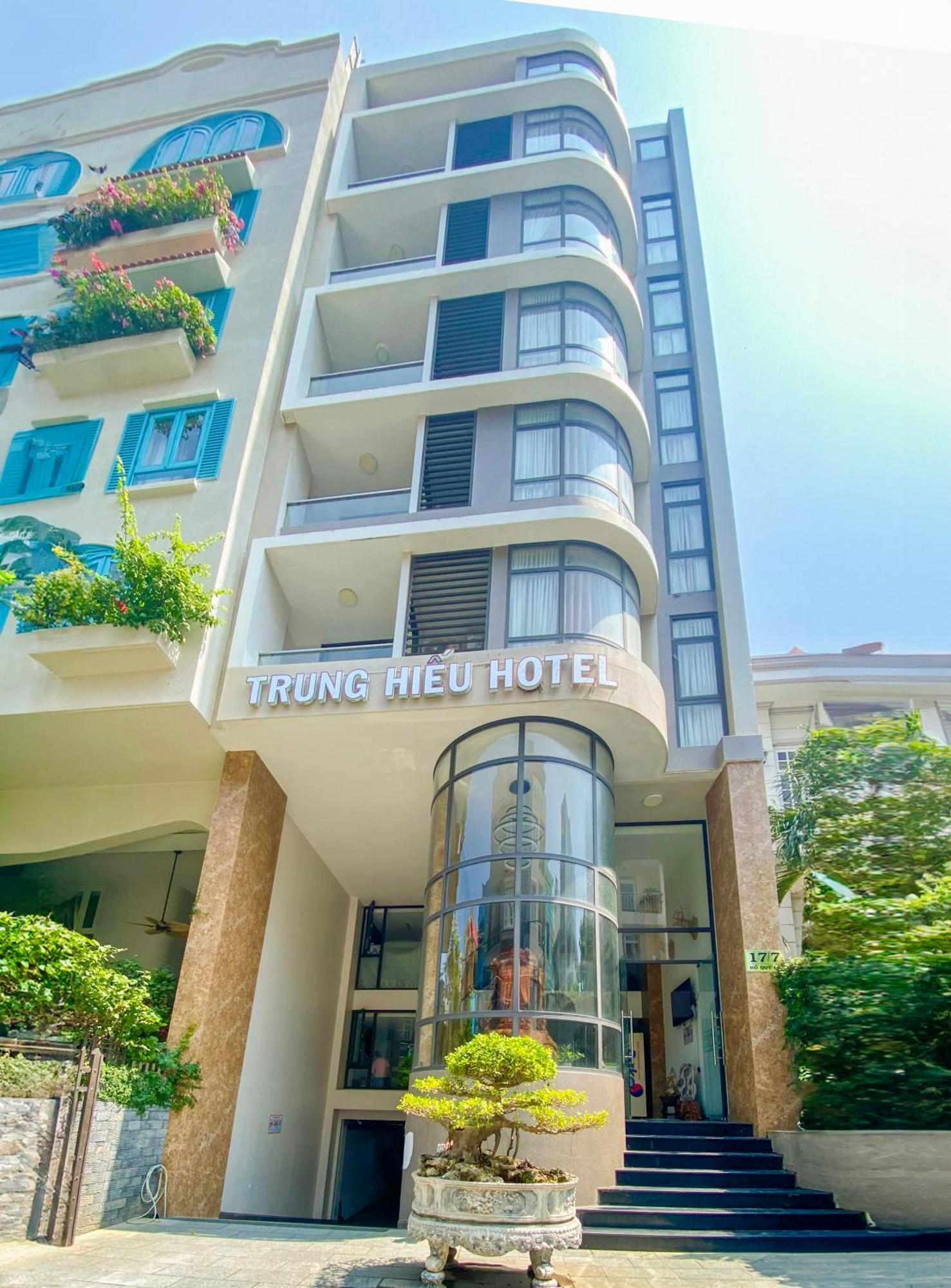 Khach San Trung Hieu Vung Tau Hotel Екстериор снимка